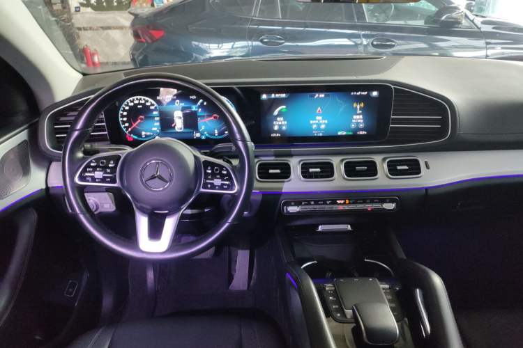 Used Mercedes-Benz GLE 2022 GLE 350 4MATIC Coupe SUV Fashion Model