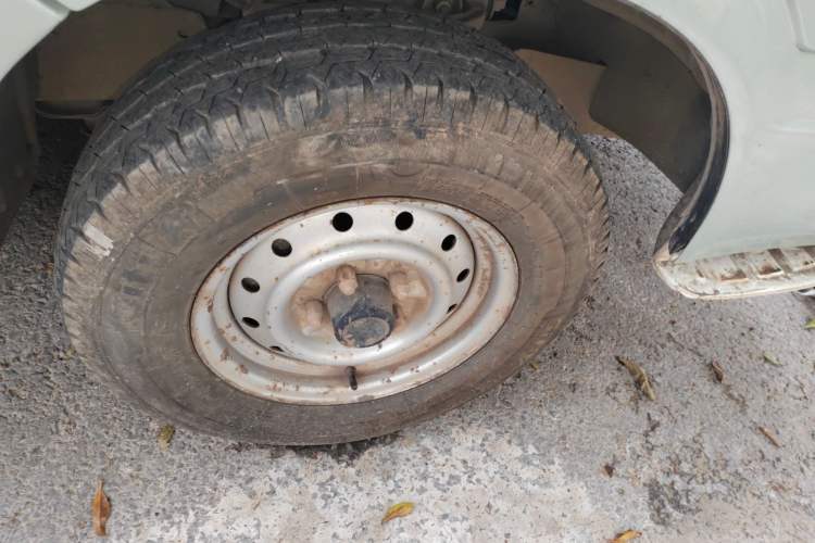 Used Jinbei Hiace 2011 2.0L 5th Generation Power King Classic 4G20D4B