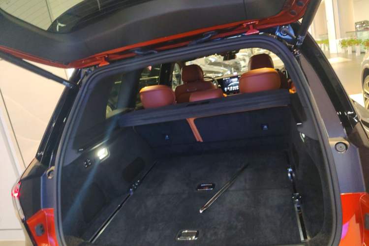 Used Hima AITO M9 2024 Range-Extended Ultra Version 52 kWh 5-Seater Model
