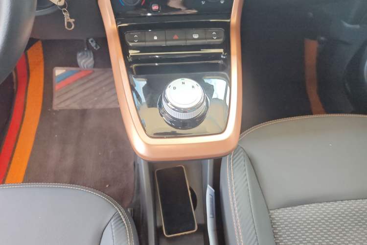 Used Dongfeng NAMMI BOX 2022 Champion Edition Light Wind Version 201KM Standard Model