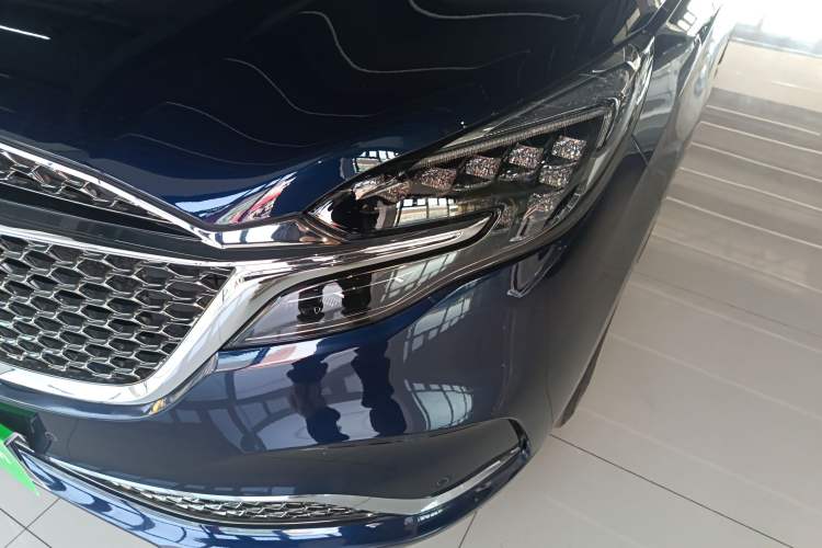 Used Buick GL8 2022 Avenir Avia Four-Seat Prestige Edition