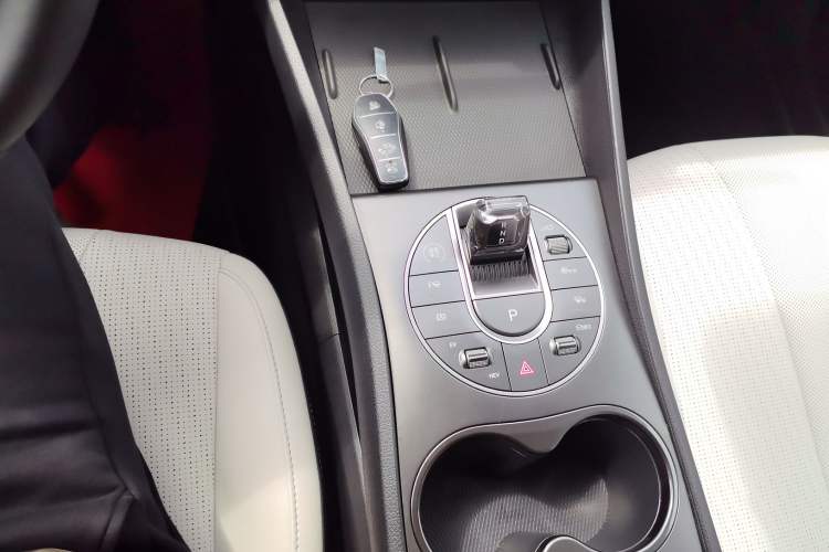 Used BYD Seal 05 DM-i 2025 DM-i Intelligent Drive 120KM Flagship Model
