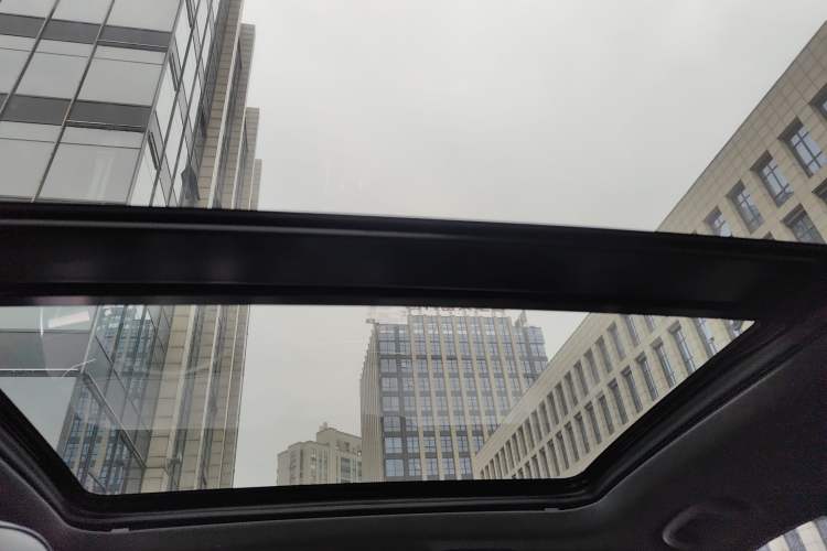 Used Cadillac XT4 2021 28T Two-Wheel Drive Leading Version
