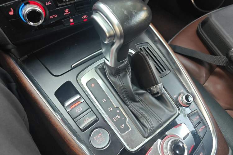 Used Audi Q5 2016 40 TFSI Comfort Model