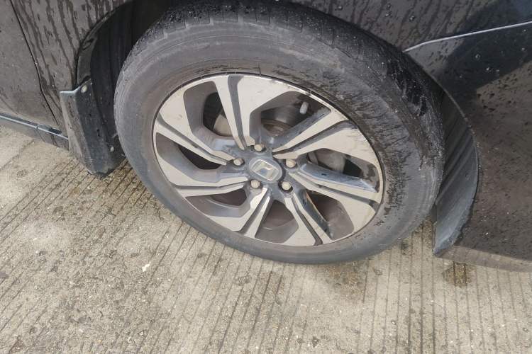 Used Honda Crider 2016 1.8L CVT Luxury Edition
