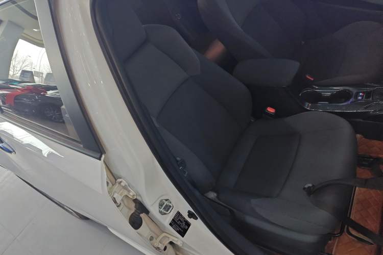 Used Toyota Levin 2022 Dual-Engine 1.8H E-CVT Luxury Edition
