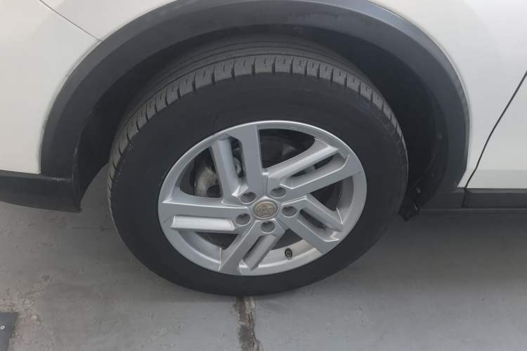 Used Venucia T60 2020 1.6L CVT Smart Drive Version China VI Standard
