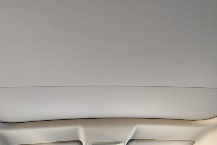 Used Wey VV5 2017 2.0T Flagship Edition Headliner