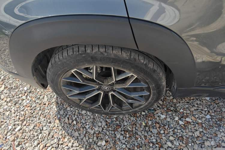 Used CHANGAN UNI-T 2022 1.5T Flagship Edition Right Rear Wheel Hub