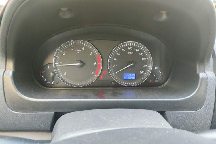 Used BAIC Changhe M50S 2015 1.5L facelift economy class DAM15DL