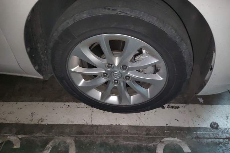 Used Buick GL8 2018 ES 28T Luxury Model China VI Standard
