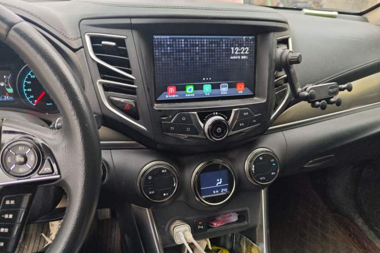 Used BYD Song 2017 Gaishi Upgrade Edition 1.5TI Manual Elite Model
