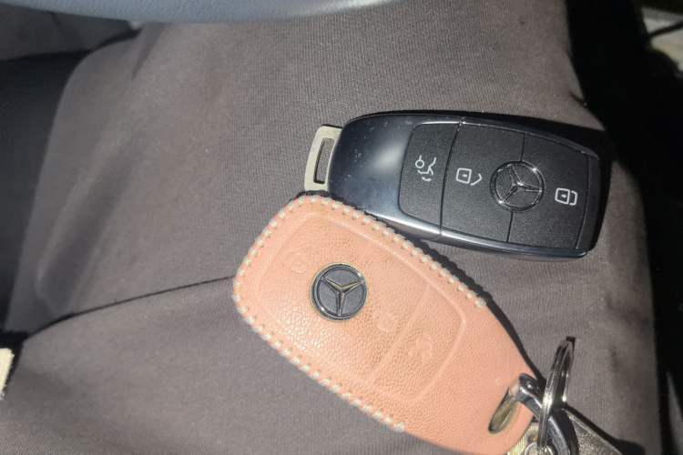 Used Mercedes-Benz A-Class 2020 Second Facelift A 180 L Sport Sedan Vehicle Key