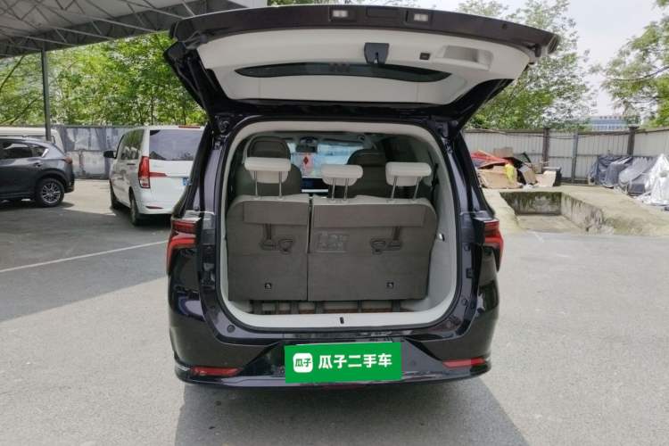 Used FORTHING Xinghai V9 2024 1.5TD 200km Chinese Knot Series Premium Edition Trunk