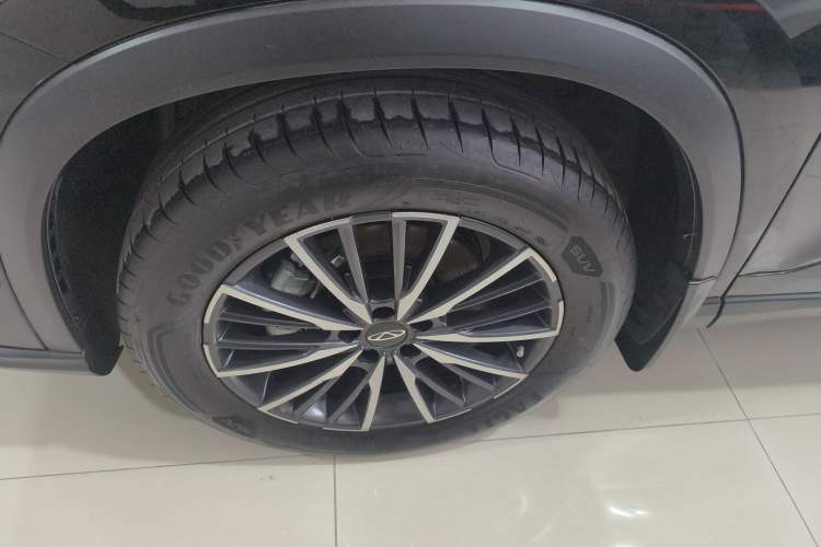 Used Chery Tiggo 8 PRO 2025 290T Two-Wheel-Drive Luxury Edition