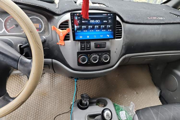 Used FORTHING Lingzhi 2013 M5 Q7 2.0L 7-Seater Long-Wheelbase Comfort Model