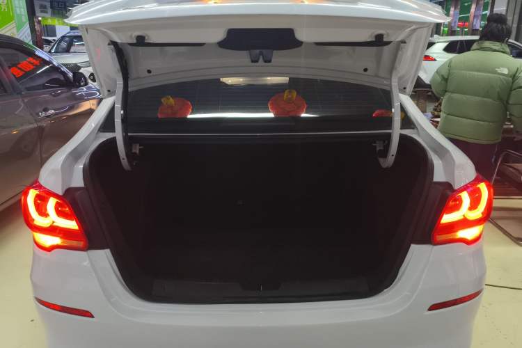 Used Chevrolet Cavalier 2018 320 Automatic Enjoyment Sunroof Edition