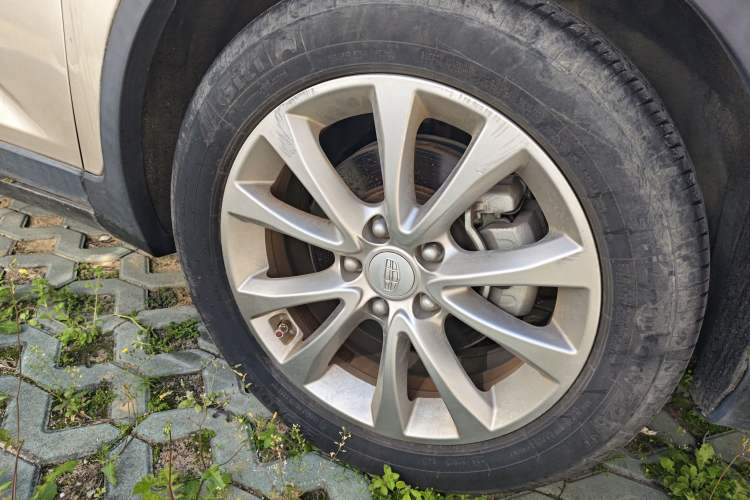 Used Geely Auto Emgrand GS 2016 Elegant Edition 1.8L Manual LingShang Model