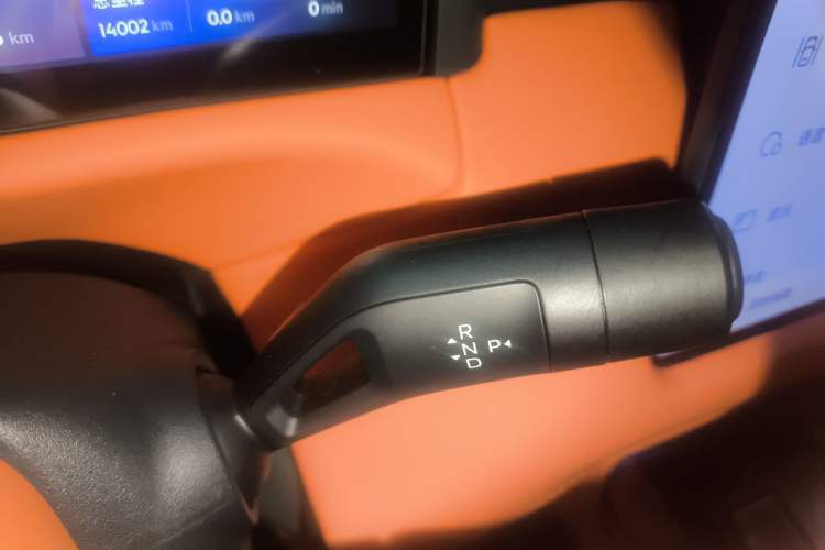 Used Lynk & Co 900 2025 1.5T Ultra
