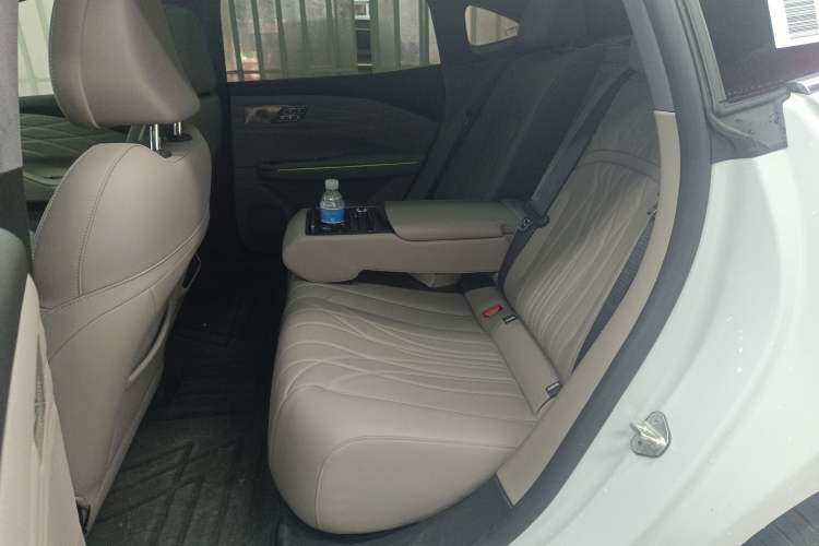 Used Geely Galaxy 8 2025 130km EM-i Flagship Edition
