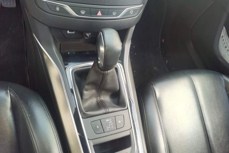 Used Peugeot 408 2014 1.8L Automatic Luxury Edition
