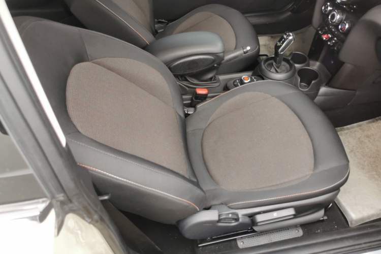 Used MINI MINI 2018 1.5T ONE PLUS
