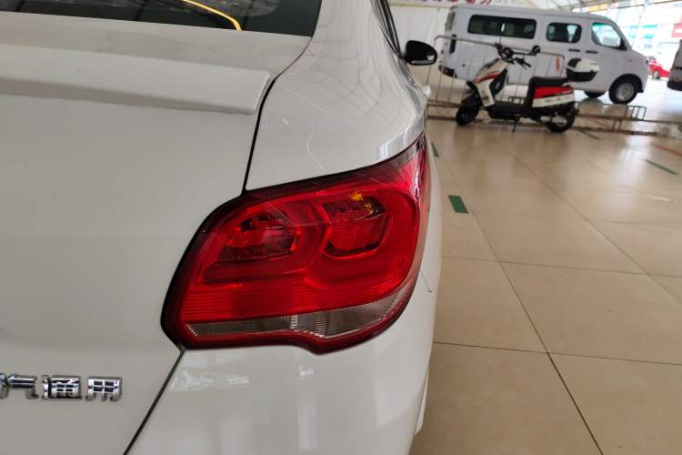 Used Chevrolet Cavalier 2019 320 Automatic Enjoyment with Sunroof