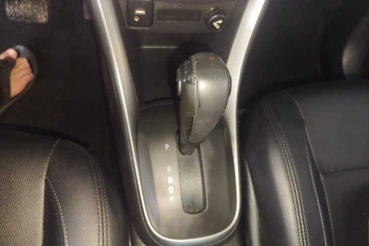 Used Chevrolet Trax 2017 1.4T Automatic Two-Wheel Drive Comfort Version Gear Lever