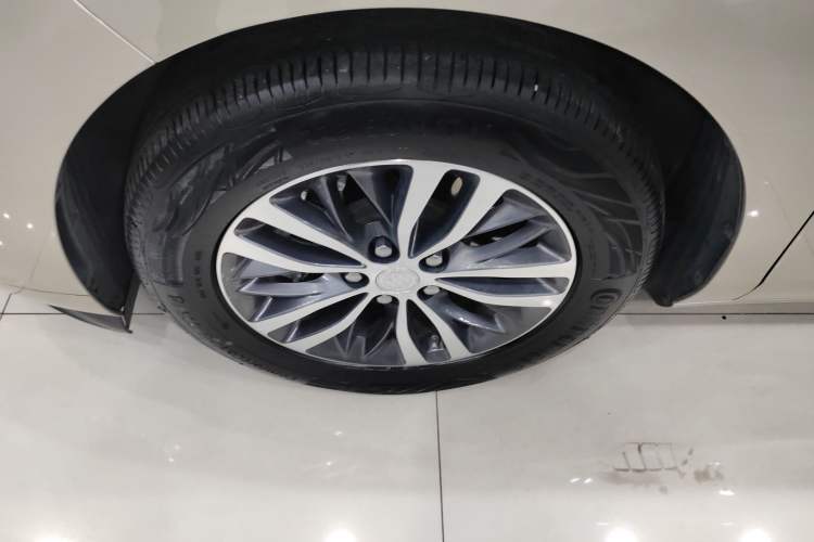 Used Buick GL8 2022 ES Landtrek 653T Comfort Edition