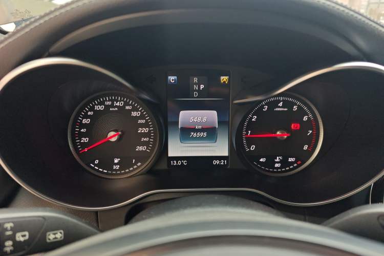 Used Mercedes-Benz GLC 2016 GLC 300 4MATIC Luxury Model Instrument Cluster