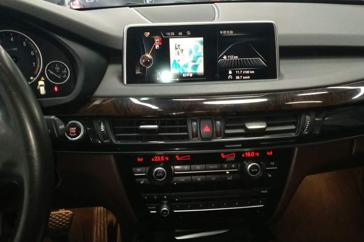 Used BMW X5 2014 xDrive35i Elegant Edition