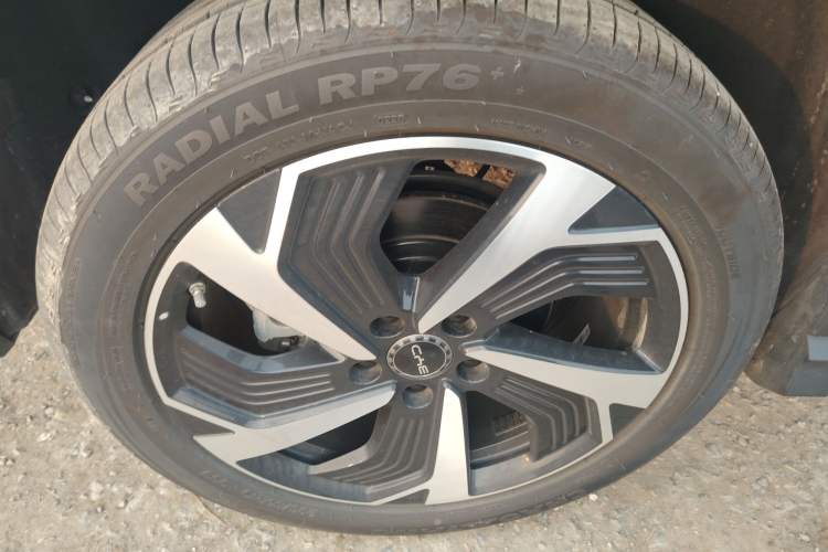 Used BYD Sealion 05 DM-i 2025 DM-i Smart Drive 115KM Flagship Model Right Rear Wheel Hub