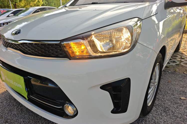 Used Kia Pegas 2019 1.4L Automatic Value Edition National VI Standard Left Front Headlight