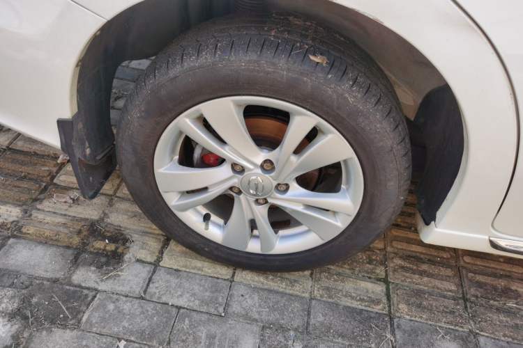 Used GAC Trumpchi GA3S Vision 2014 1.6L Manual Luxury ESP Version