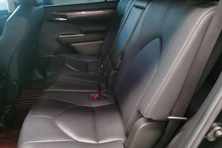 Used Toyota Highlander 2022 Dual-Engine 2.5L Four-Wheel Drive Supreme Edition 7-Seater