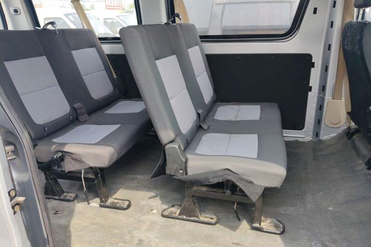 Used CHANGAN KAICHENG Ruixing M60 2020 1.5L Standard Version China VI 6-Seater DAM15KR Left Rear Seat