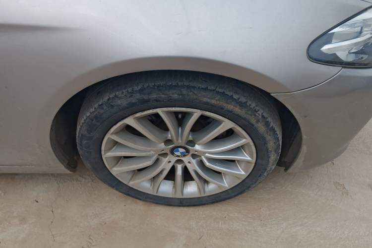 Used BMW 5 Series 2014 525Li Luxury Design Package