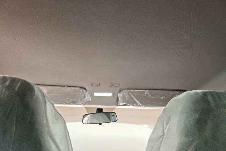 Used Geely Galaxy Panda 2024 Panda Mini 200km Endurance Bear Headliner