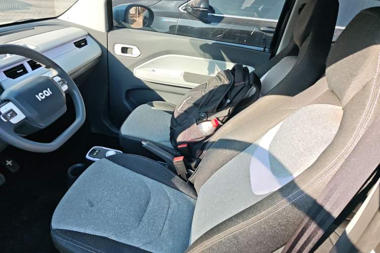 Used Chery QQ Ice Cream 2022 170km Sundae Phosphate Lithium-Ion