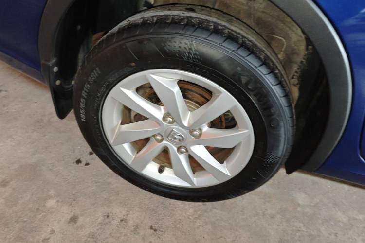 Used Baojun 310W 2017 1.5L Manual Fashion Model China V