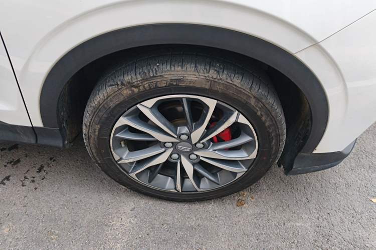 Used Geely Auto Coolray 2020 PRO 260T DCT Knight Right Front Wheel Hub