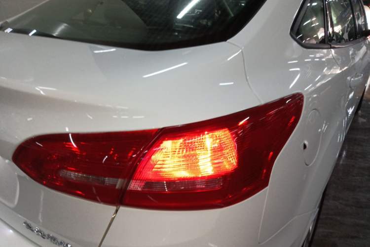 Used Ford Focus 2018 Sedan Classic 1.6L Automatic Trendy SmartDrive Edition Right Rear Taillight