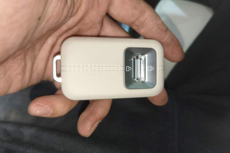 Used Zeekr 001 2026 Model 103° Four-Wheel Drive Ultra Version Vehicle Key