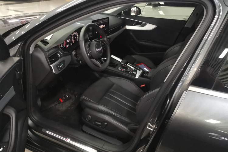 Used Audi A4L 2020 40 TFSI Fashion Dynamic Model
