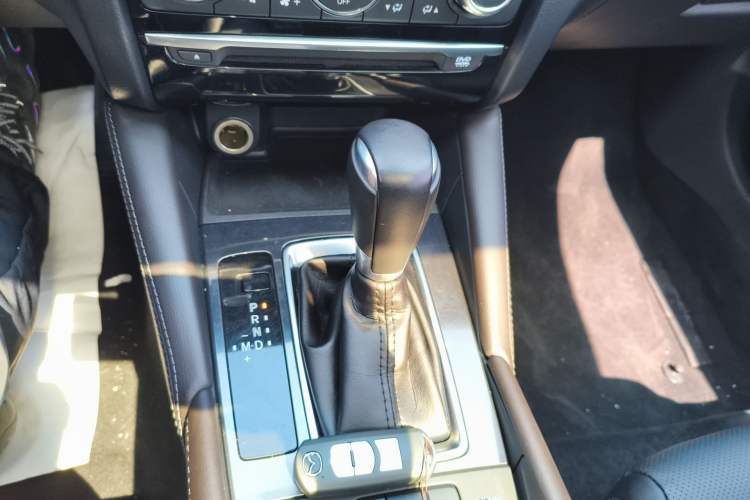 Used Mazda Atenza 2018 2.0L Blue Sky Luxury Edition China V Standard Gear Lever