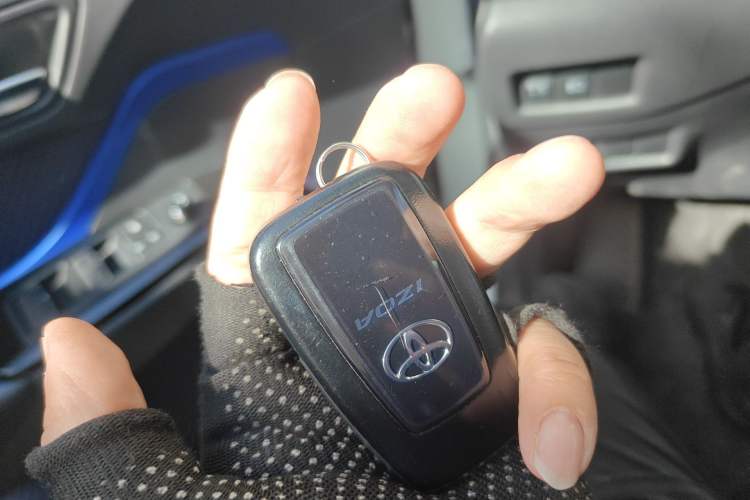 Used Toyota IZOA 2018 2.0L Yichi Version China VI Standard Vehicle Key