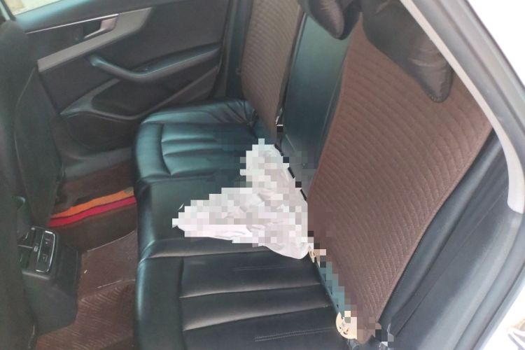 Used Audi A4L 2017 40 TFSI Ambition Edition
