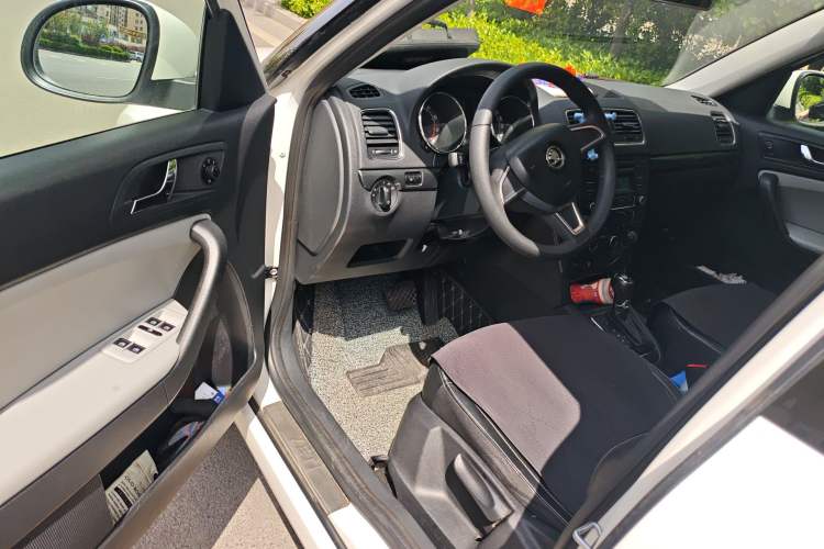 Used Skoda Yeti 2016 1.4TSI DSG Advanced Edition Driver Seat