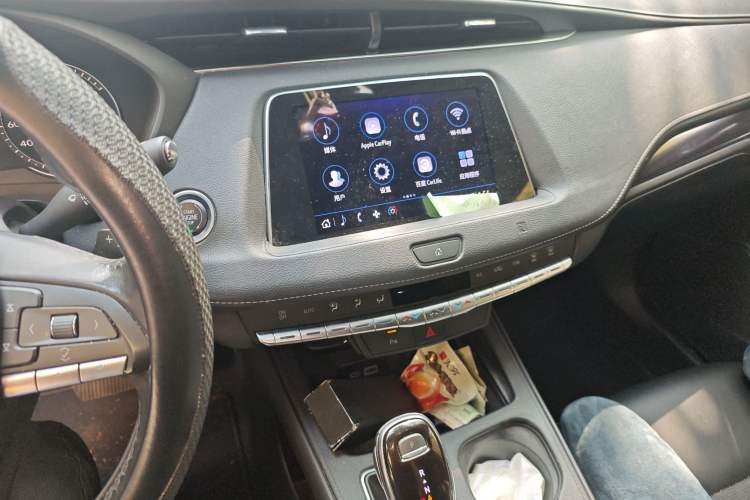 Used Cadillac XT4 2020 28T Two-Wheel Drive Tech Version