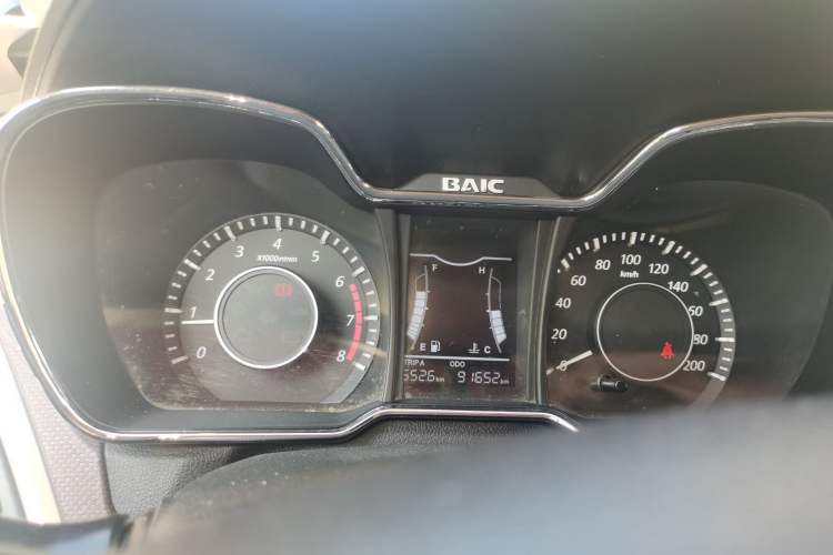Used HYOSOW H3 2015 1.5L manual Comfort trim level Instrument Cluster